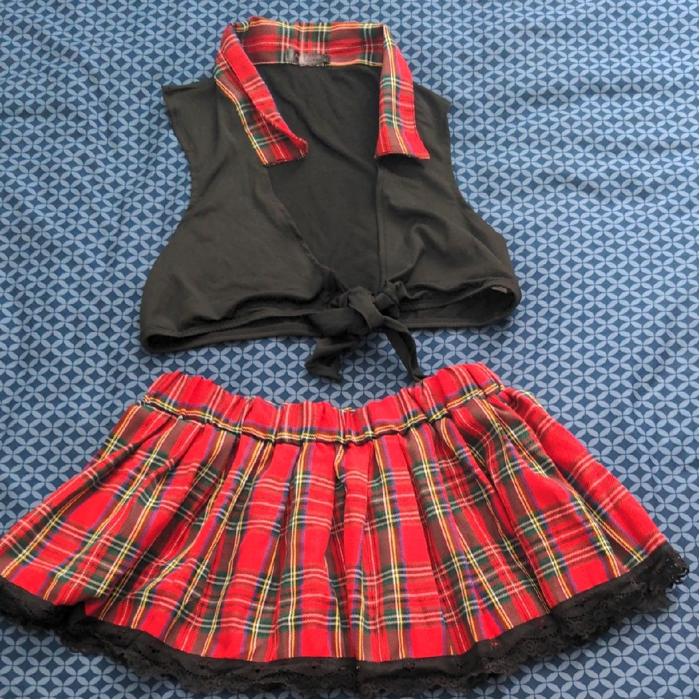 Plaid Red and Black Women's Outfit